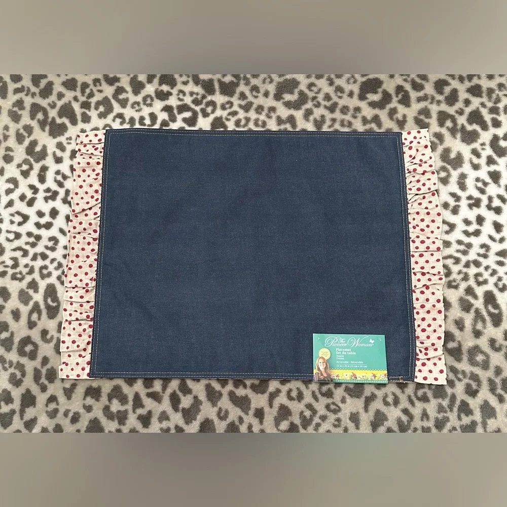 2018 The Pioneer Woman Reversible Placemat Set of 4 Blue Denim Polka Dot Ruffle